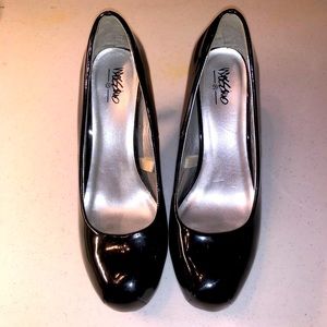 Mossimo Black Patent Leather Heels